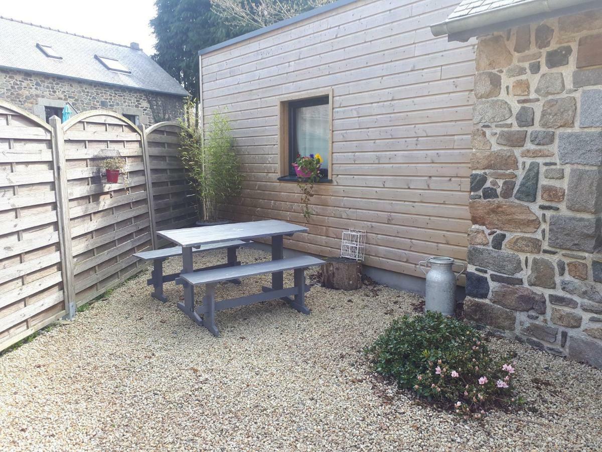 Breton Stone House In Saint Gilles Les Bois Villa Exterior photo